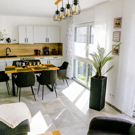 Apartmenthaus Windland * Pouch